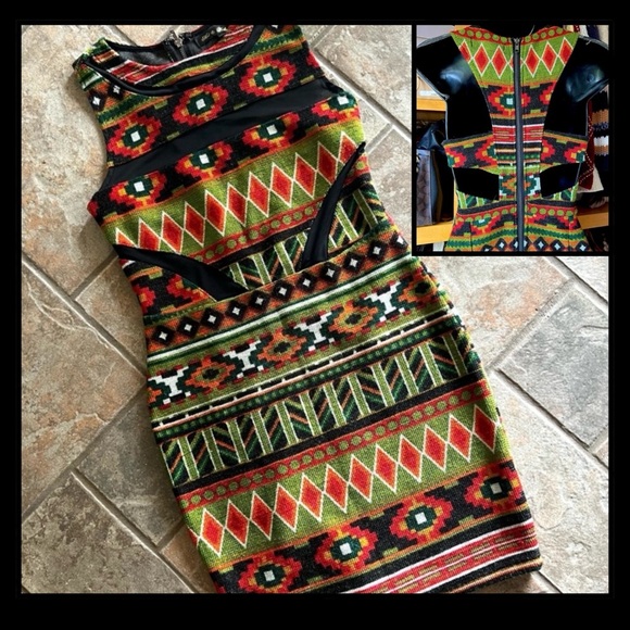 ⭐️BOGO FREE⭐️ HOT & DELICIOUS Wool Aztec Print Dress - Picture 1 of 11